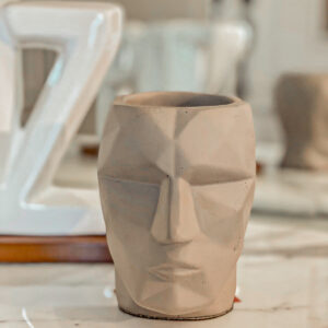 11919 Cachepot